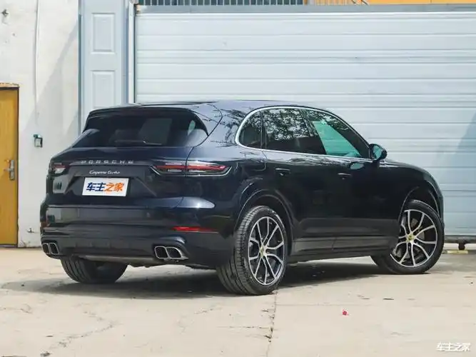 2021款保时捷卡宴到店实拍配多种套件又要排队了