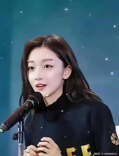 周冬雨怎么变漂亮了?|记者|运动装_网易订阅