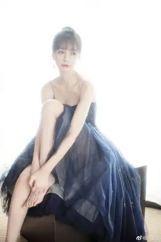 沈梦辰清凉写真照来袭,网友却发现她的脚有些不一样_手机搜狐网