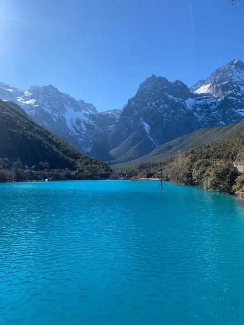 蓝月谷人间的蓝宝石