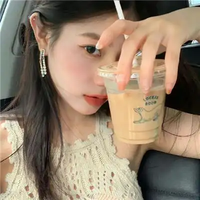 俏皮可爱的真人高颜值减龄女生头像 耐看气质型美女头