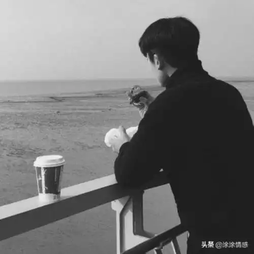 男人被你伤心后的表现你觉得男人的心一旦被伤透了