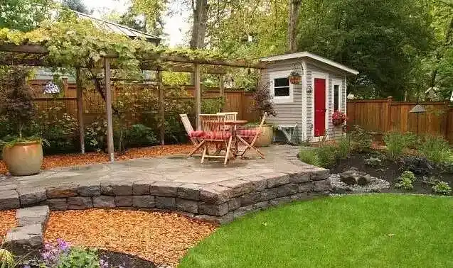 11,如果太多花花草草担心有蚊虫,那么可以做个简单点的禅意庭院