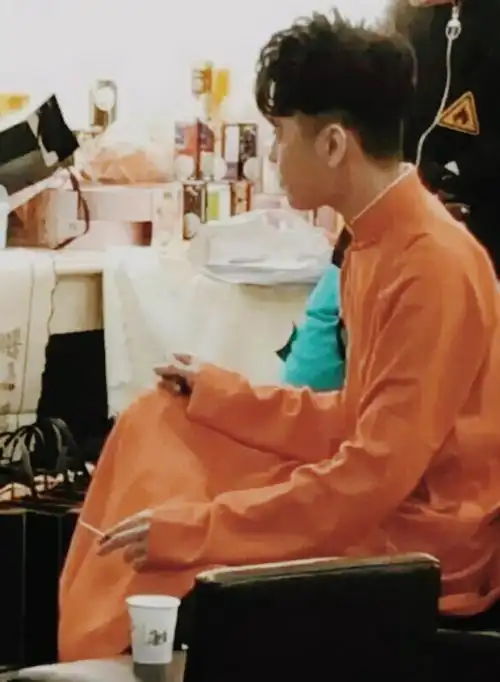 张云雷抽烟怎么了? 他抽杨九郎.