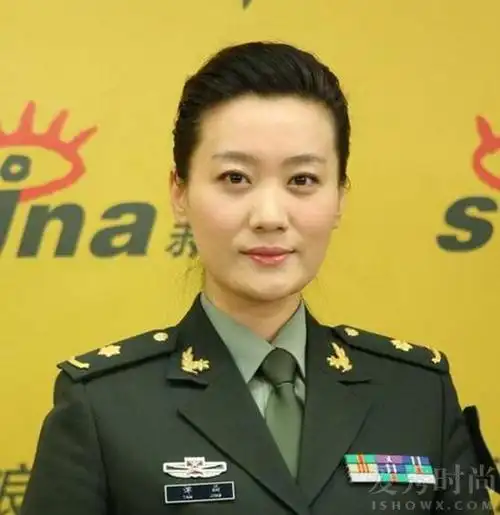 谭晶个人简历才是最牛简历 谭晶要上《歌手》才是最大惊喜(2)