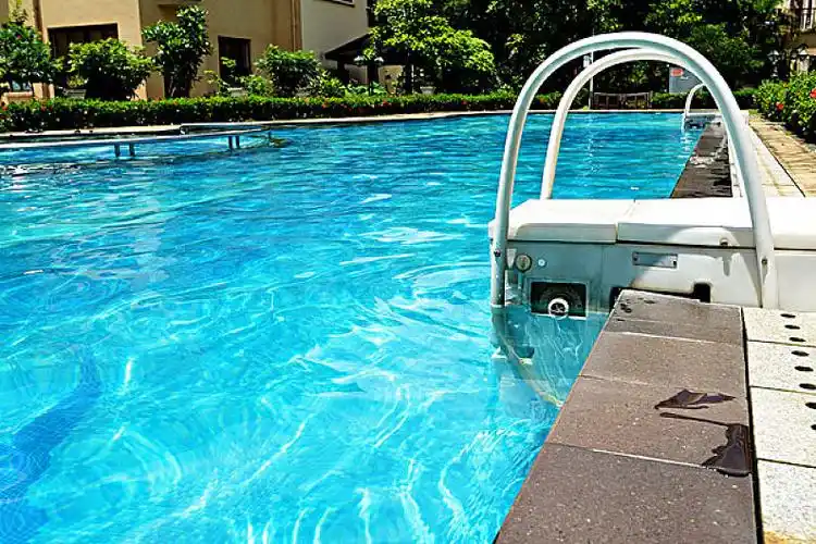 游泳池图片_游泳池高清图片_全景视觉