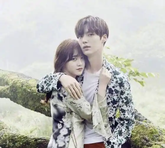 宋仲基再婚已当爸,宋慧乔心如止水首发文