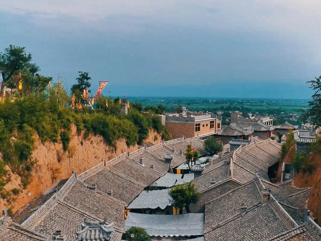 马嵬驿,即马嵬坡,位于陕西省兴平市西约11公里.距西安咸阳机 - 抖音