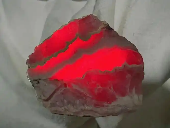 黑客帝国里红色药丸_绿幽灵里面有红色