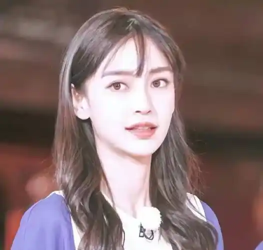 私下聚会抽烟遭偷拍,吞云吐雾烟瘾大_baby_视频_好朋友