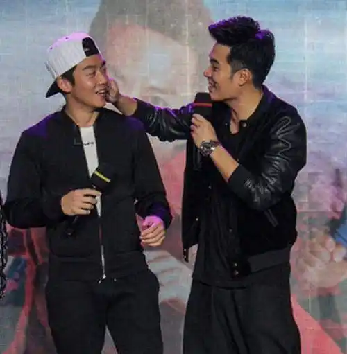 陈赫大学宿舍3人都成一线明星,只剩下他还没名气,郑恺:尽力了_公寓