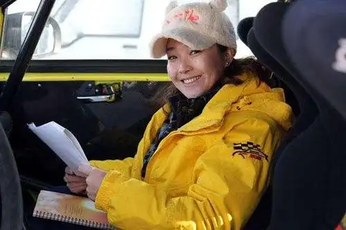 体操女神奎媛媛曾与网友相恋,离婚后再次寻得真爱,如今生活幸福