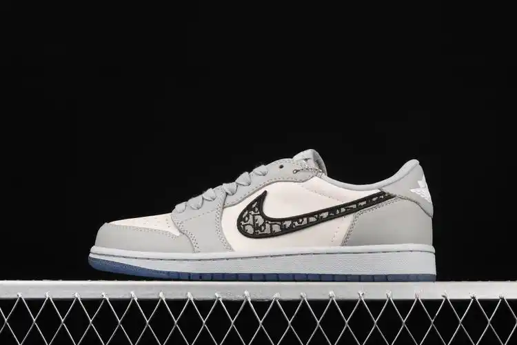 原盒dior x air jordan 1 low aj1 乔1迪奥联名白灰低帮 cn8608-002