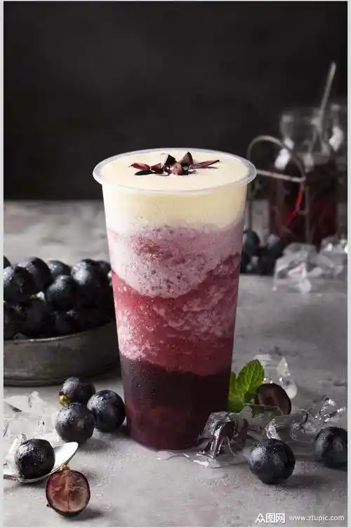 奶茶蓝莓果汁创意摆拍图片素材
