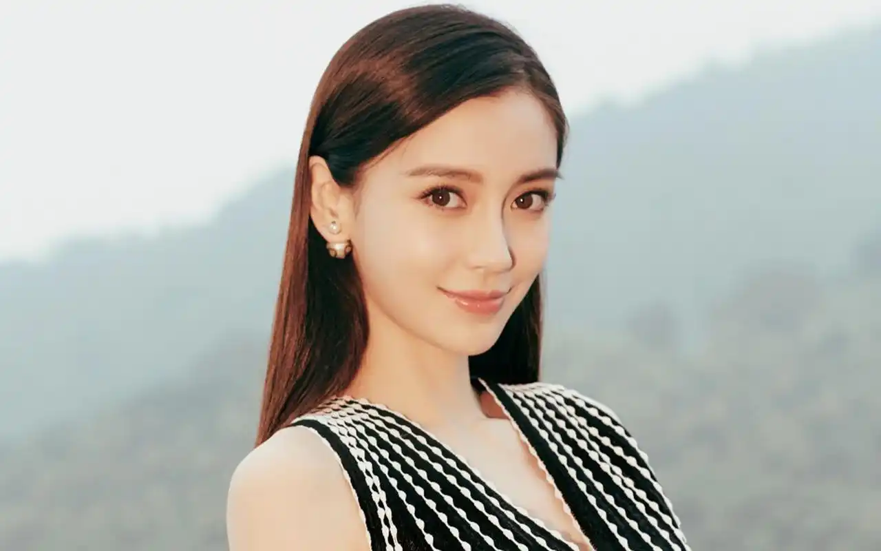 angelababy摩登性感写真