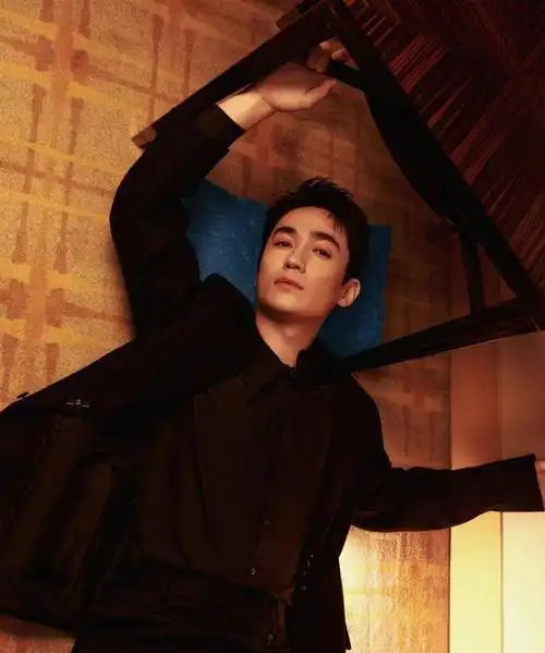 《消失的她》票房破10亿,朱一龙未来可期|演员|吴邪|大明嫔妃|古装