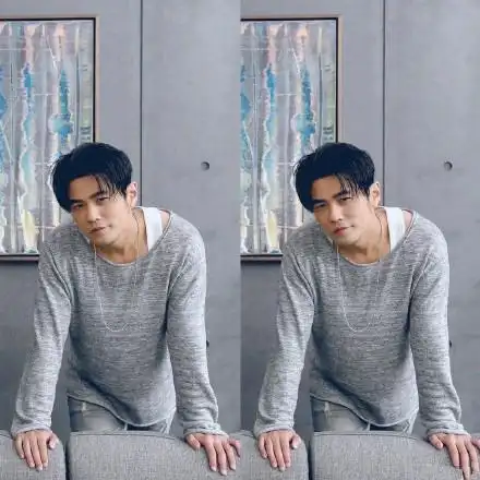 周杰伦中分头是怎么回事 周杰伦中分头照片曝光