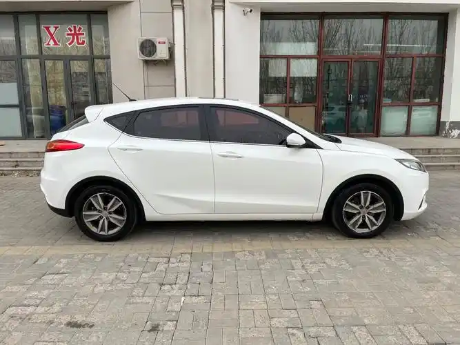 长安 逸动xt  2015款 1.6l 自动俊酷型 国v图片