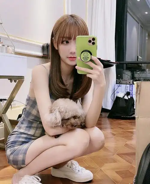 斗鱼南波儿性感福利图片南波儿老公翼风刘畅照片结婚5年终究离婚了