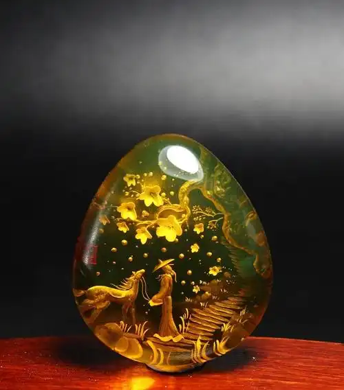 琥珀雕刻大师余贤国作品赏析