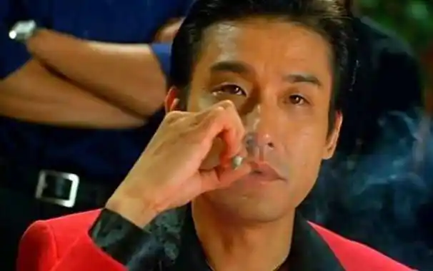 四夺金像影帝零绯闻,高学历 科班出身,他是香港电影演技实力派_梁家辉