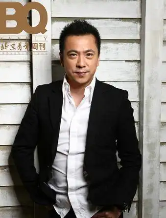 王中磊成龙时尚图片 王中磊成龙写真图片_明星_美桌网