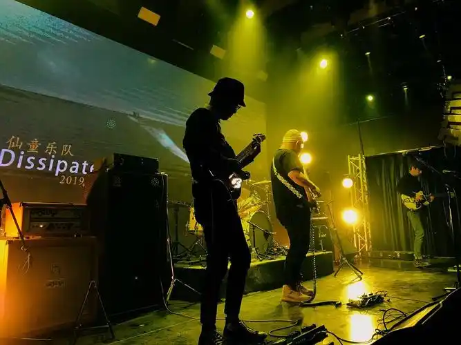 03.18  仙童  "dissipate records"  北京  mao