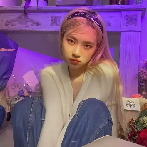 rose朴彩英壁纸背景图 67