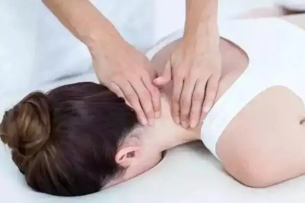 精油开背的好处与功效 精油开背后多久可以洗澡