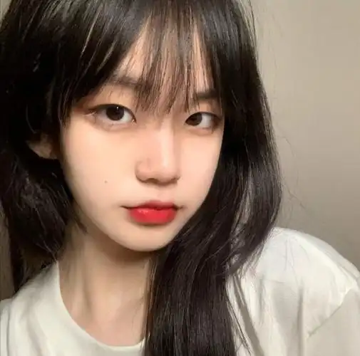 甜美可爱小姐姐