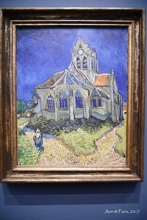 梵高《奥维尔教堂》
