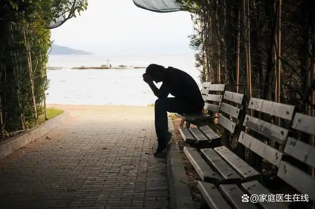 然而,现在社会竞争激烈,成年男性背负着沉重的压力,从40岁后衰老逐渐