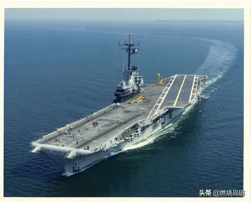 二战结束后经过现代化改装的埃塞克斯级航空母舰