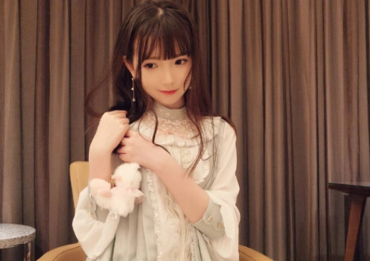 知名coseryuki雪雪入驻虎牙,首秀有惊喜,跨年夜带来烟花求婚!