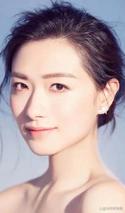 万茜中国内地女演员,歌手,1982年5月14日出生于湖南省益阳市赫山区.