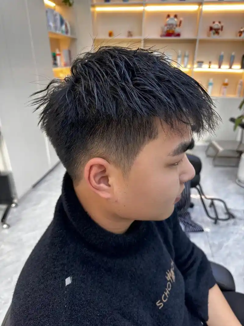 听说女孩子都喜欢男生这样的发型是吗71打理起来又 - 抖音