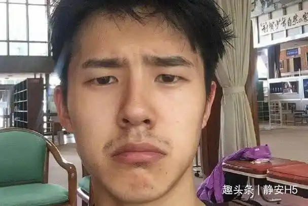 男星素颜照,看看李现,太真实了