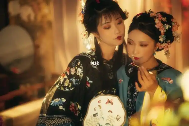 闺蜜室内清汉女-余晖的美_约拍_写真_汉服_复古_古风_摄影_写真