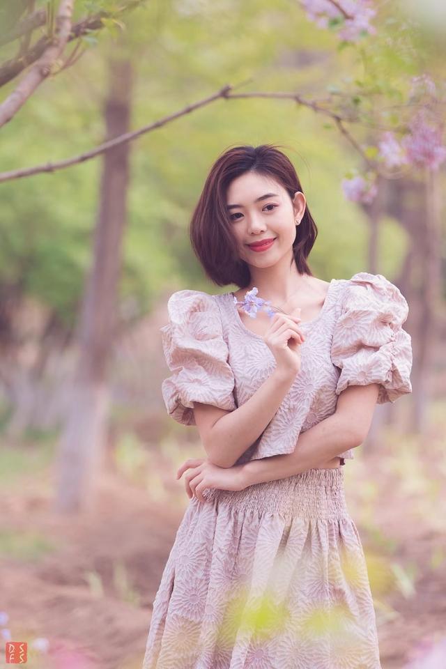 经典好看的8个拍照姿势,简单易懂,掌握起来轻松拍出好照片